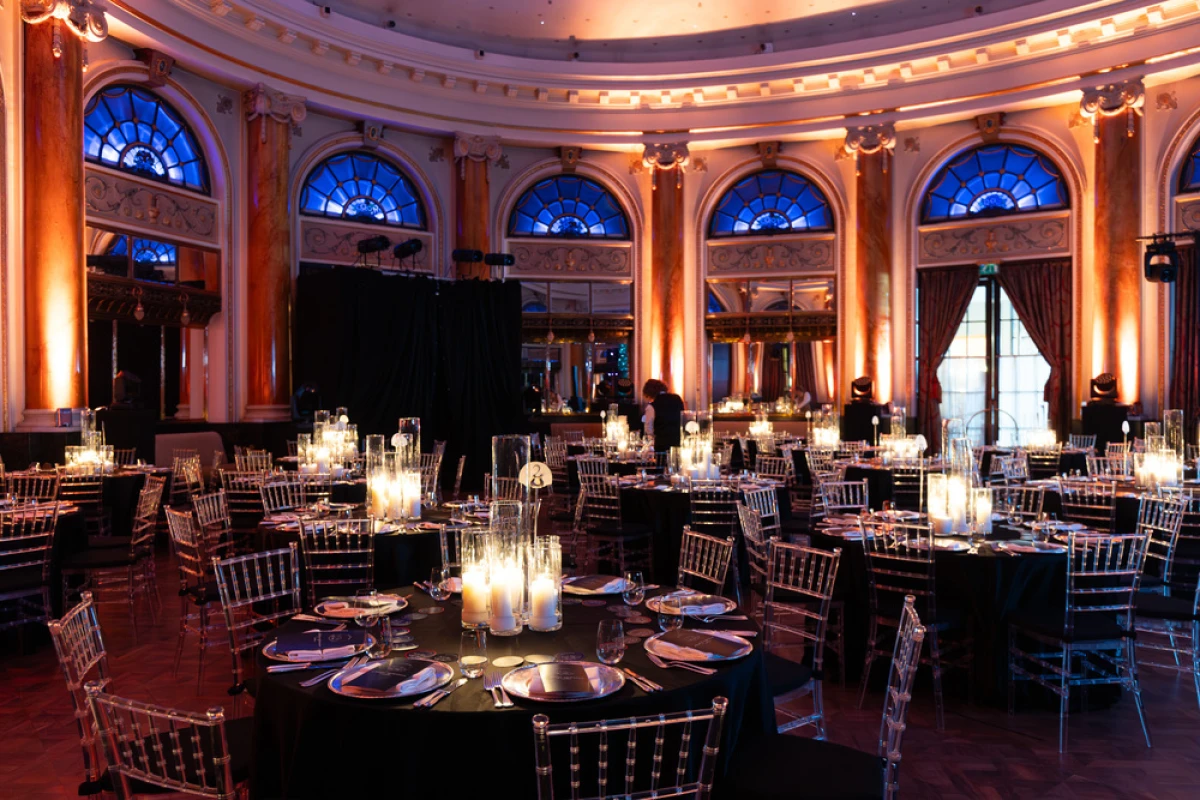 Sinoć je Hotel Esplanade zasjao u znaku Neba