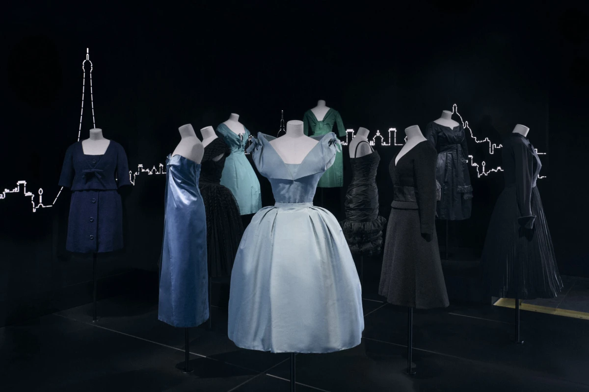 Zavirite u izložbu koja slavi rad Christiana Diora i Azzedinea Alaie