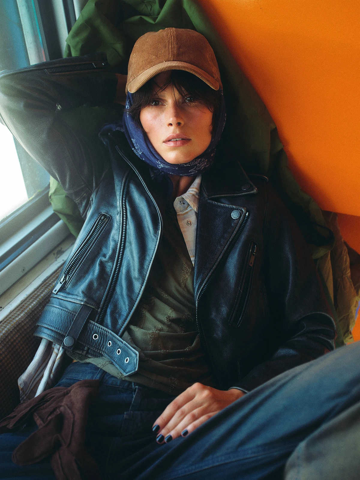 Elle editorijal: Off track, on trend