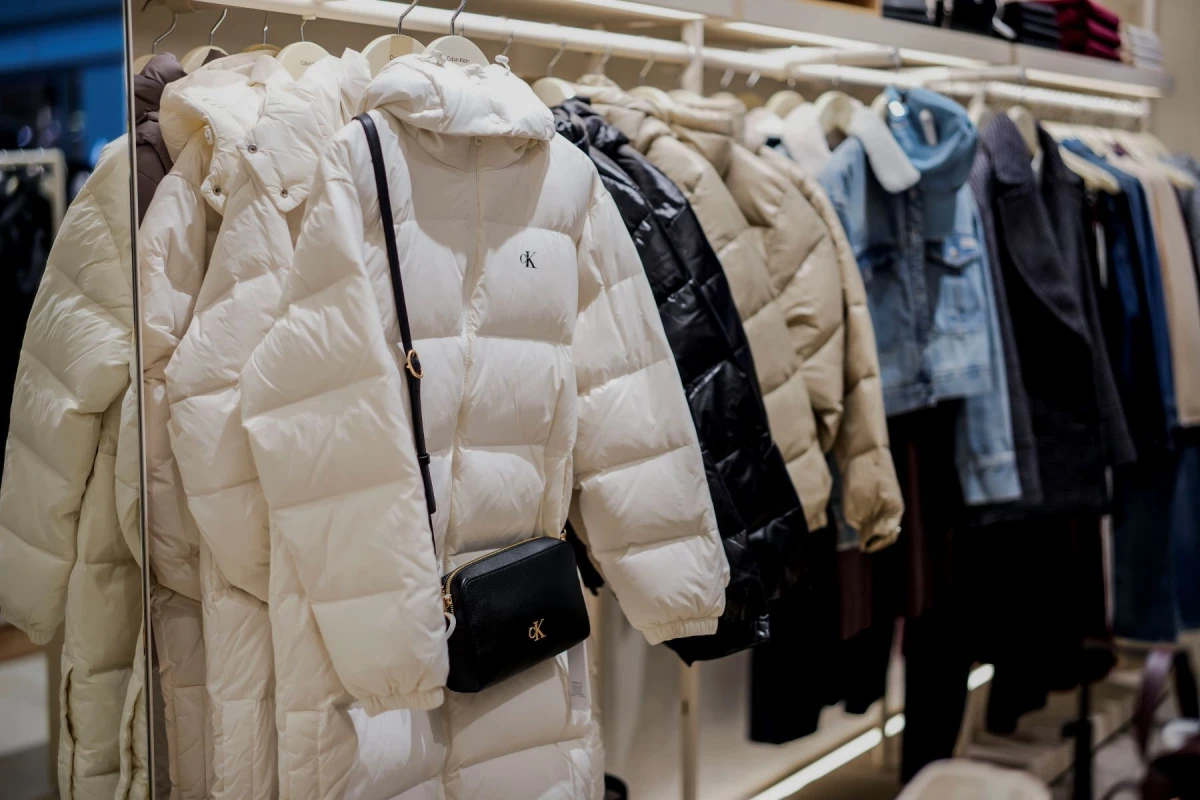 Minimalizam, moderne siluete i must-have komadi u novoj Clavin Klein trgovini u Zagrebu