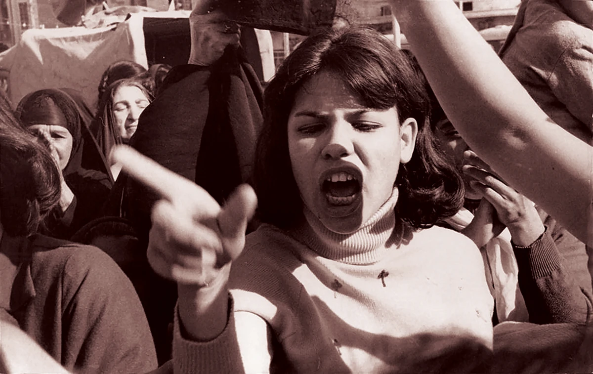 Piše Ana Pecotić: Uspješna sam žena, samo želim biti sa svojom djecom, što može poći po zlu?