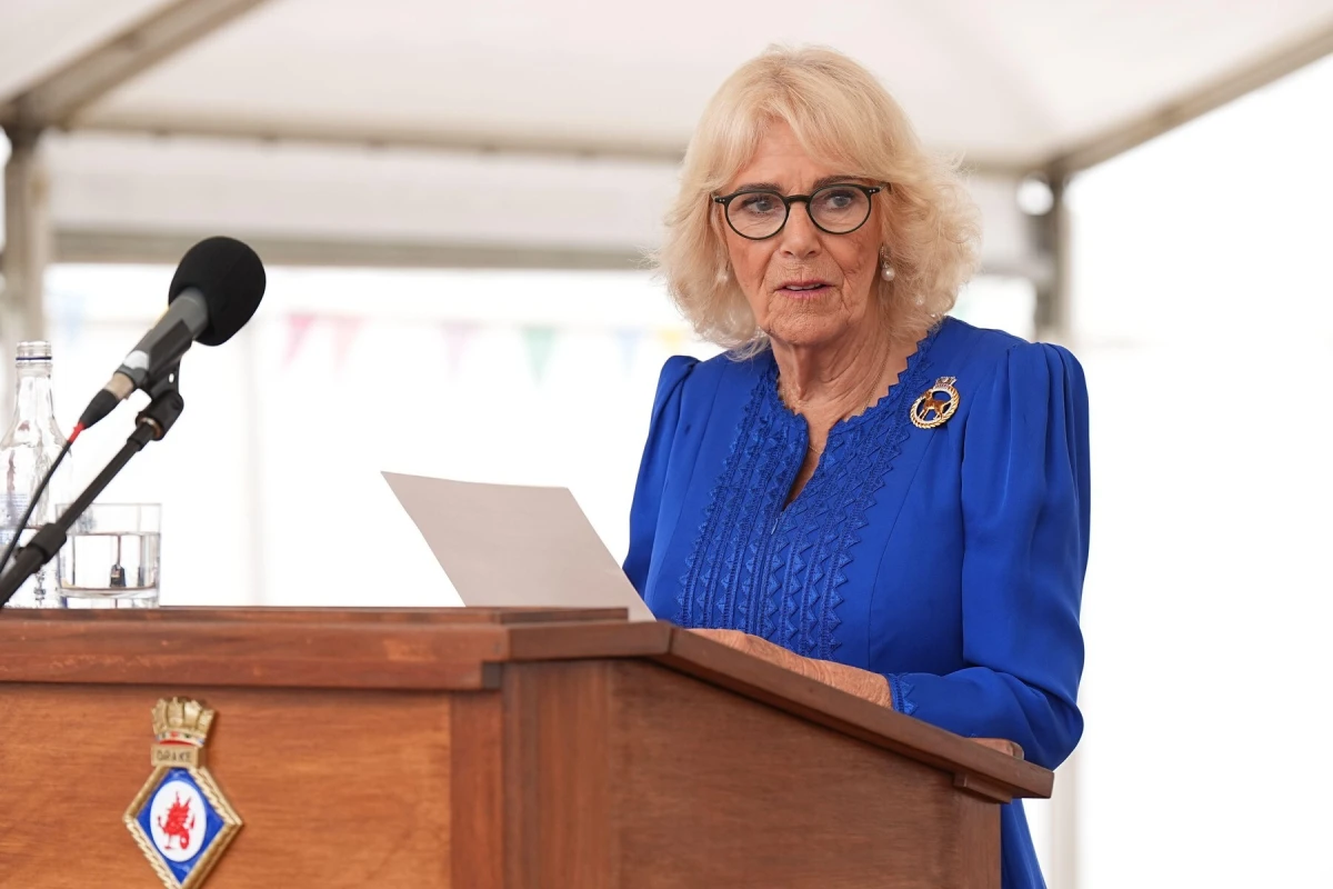 Kraljica Camilla glavna je junakinja novog kraljevskog trilera!