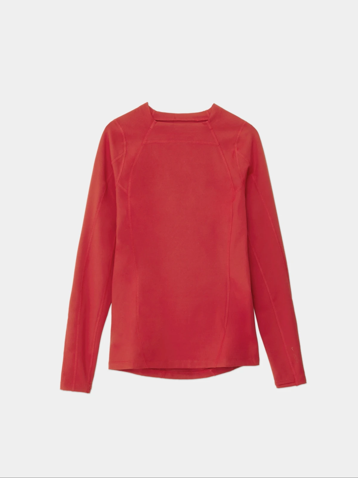 Jacquemus x Nike kolekcija koja je stvorena za après-ski je stigla u prodaju