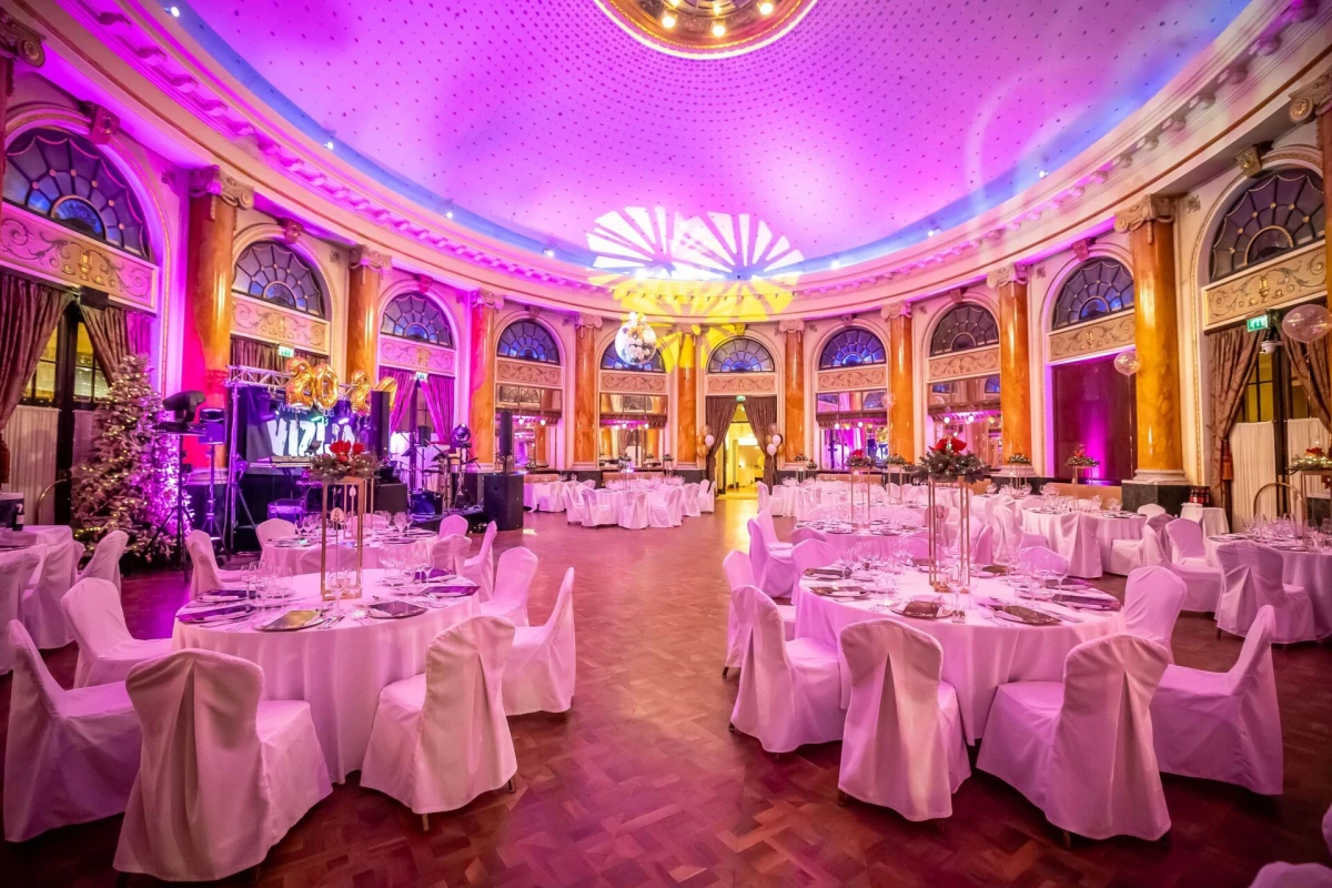 Zagrebački hotel Esplanade i ovog adventa postaje najsjajnije središte društvenog života grada