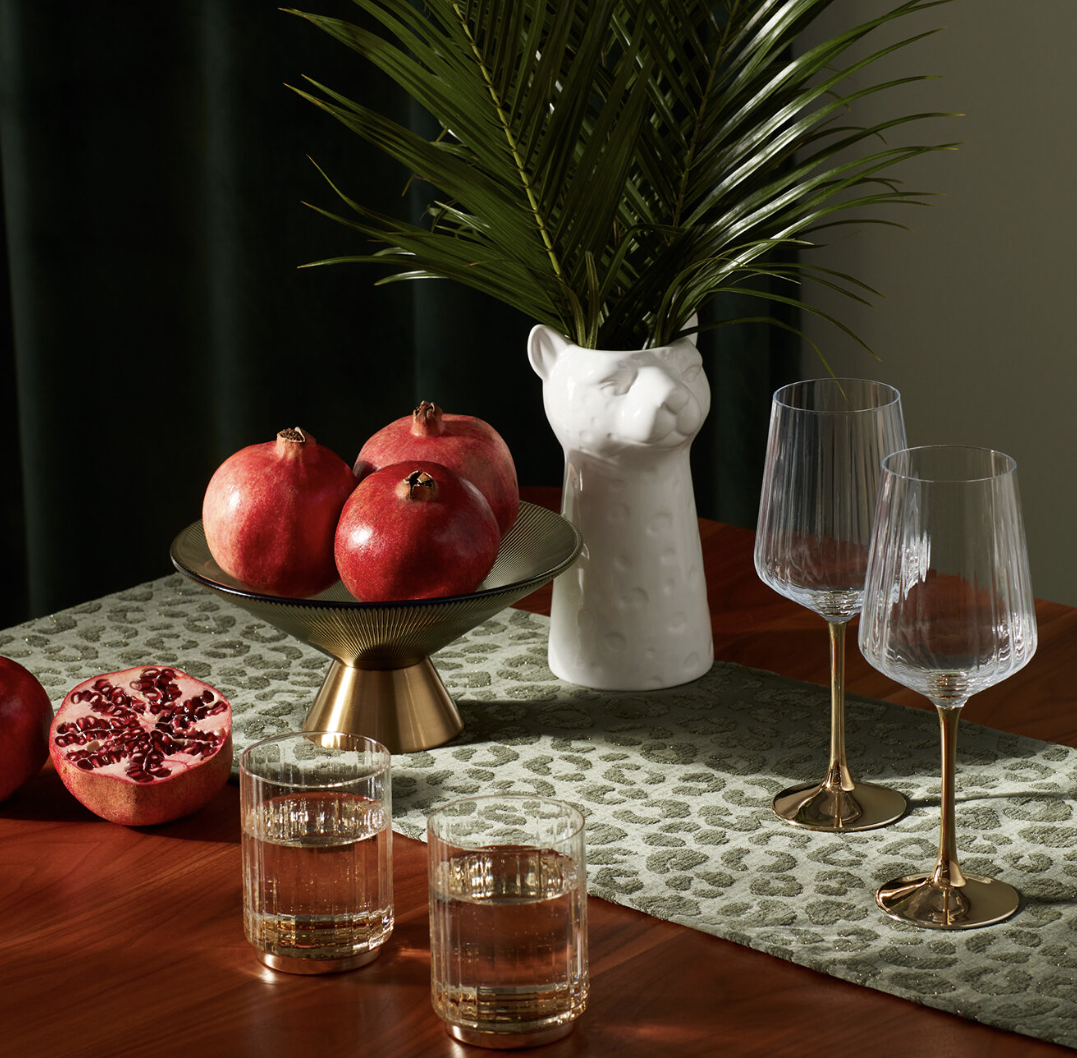 Ova ukrasna zdjela izgleda poput dizajnerskog komada, a košta samo 7 eura!