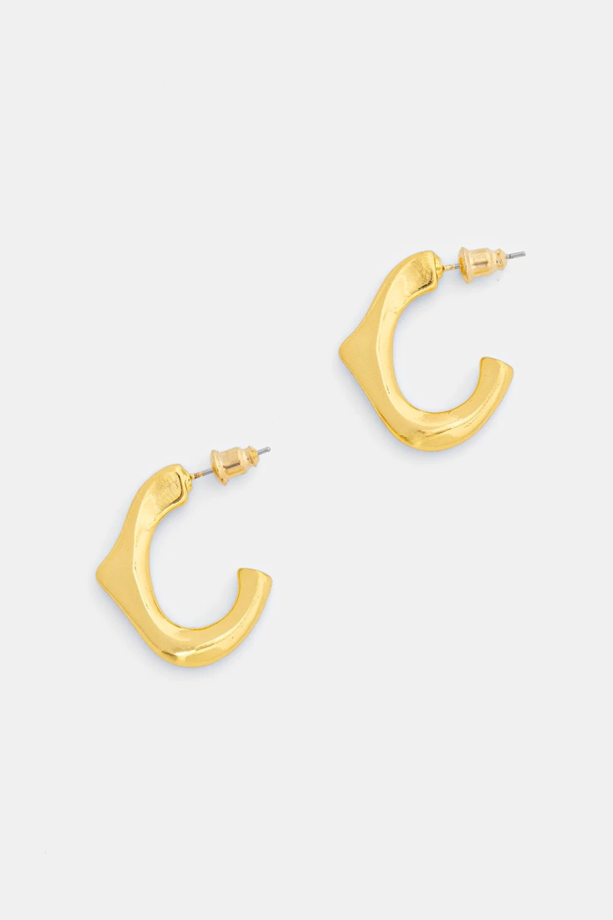 Modni pokloni do 10 eura koje poklanjamo dragim žena u svom životu