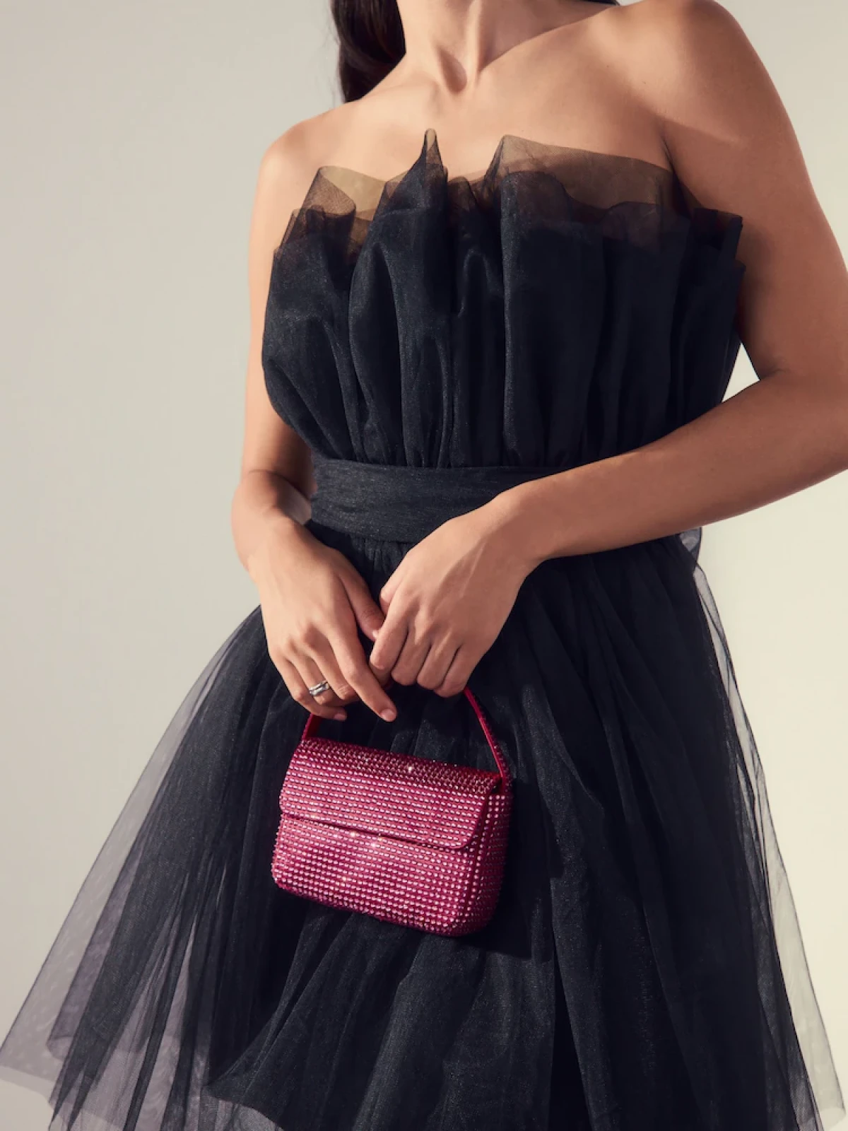 Bling, bling, bling: Torbe sa šljokicama naš su omiljeni modni dodatak u party sezoni