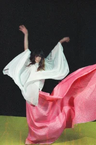 U novom broju Ellea pronađite razgovor s genijalnom Hrvojkom Hellom Begović