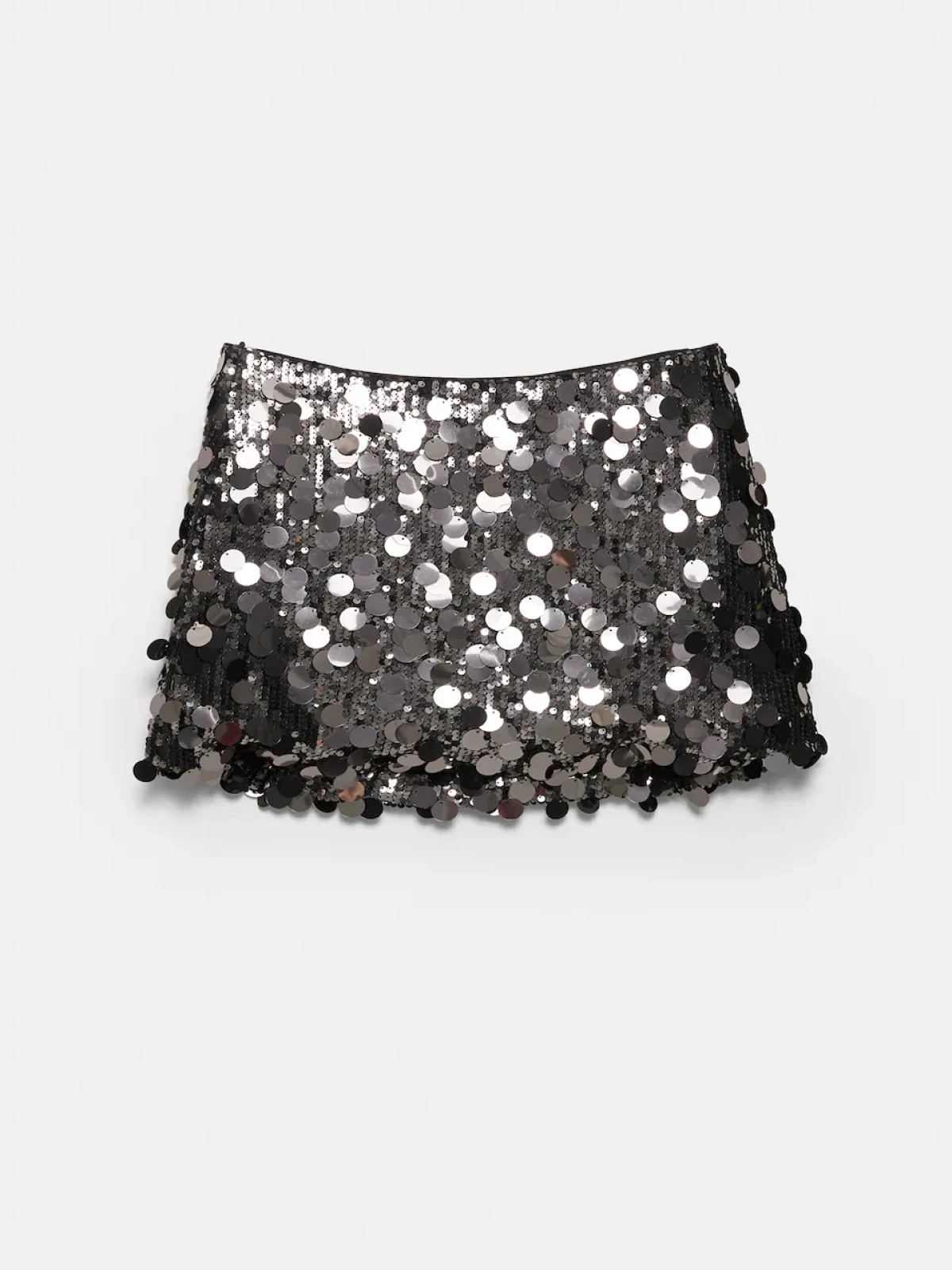 Komad s kojim nema pogreške u prosincu: Mini suknja sa šljokicama