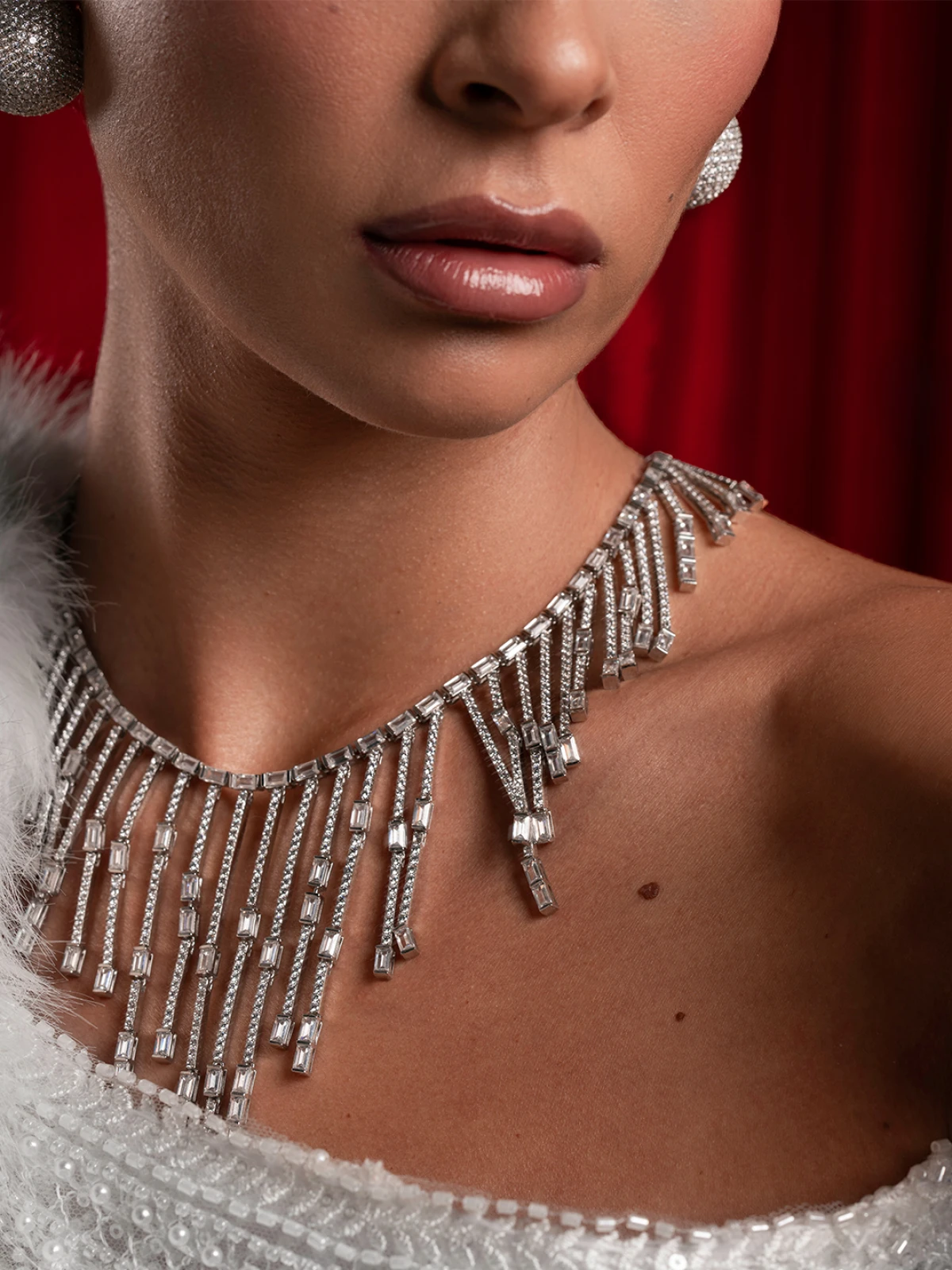 Glamur hladnih dana: Ove sezone zasjajte u blagdanskoj čaroliji!