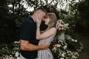 Ljubavno pismo Travisa Kelcea Taylor Swift otkriveno u finalu dokumentarca “The End of an Era”