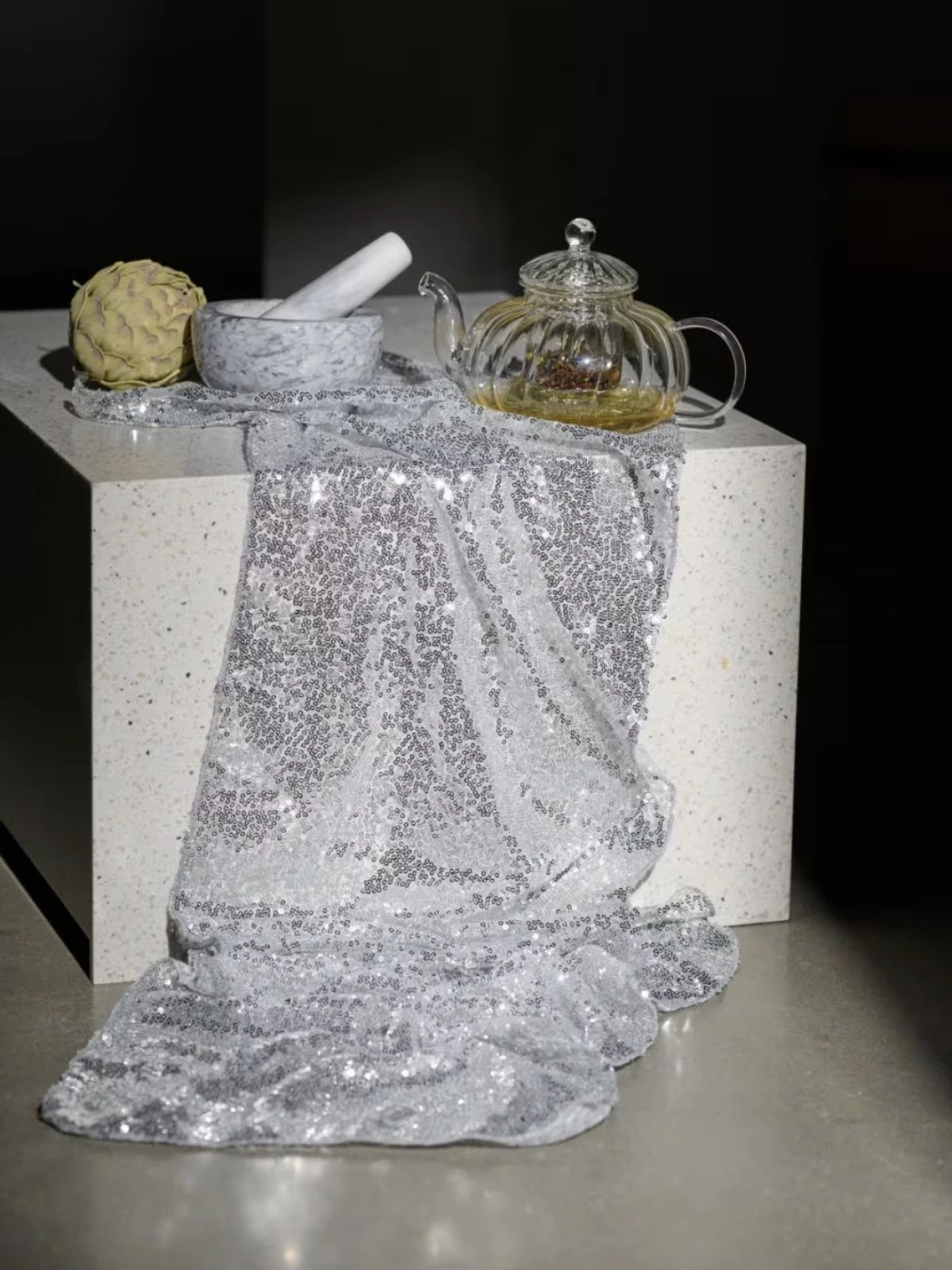 Pronašli smo super rekvizite za doček Nove godine kod kuće po vrlo povoljnim cijenama