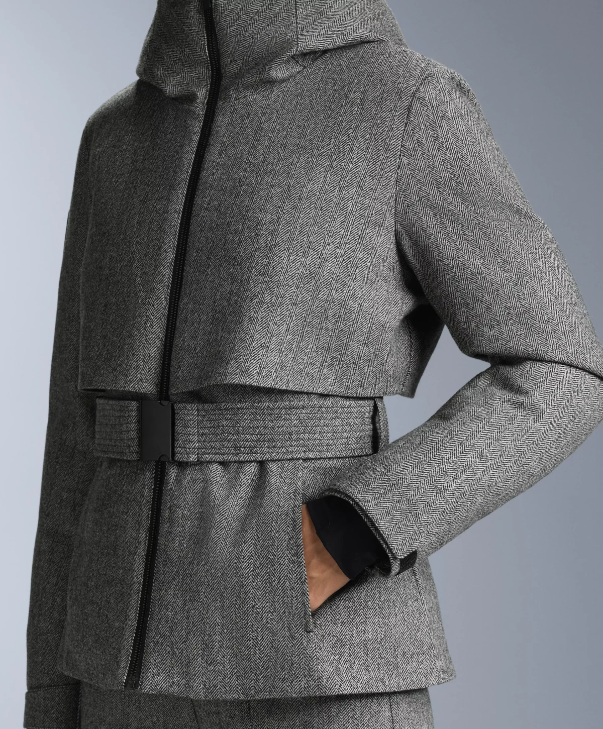 Sezona skijanja je u tijeku, a mi smo pronašli stylish skijaško odijelo za manje od 300 eura