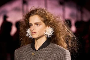 Trend “mochi makeup” obećava manje šminke, ali još više sjaja