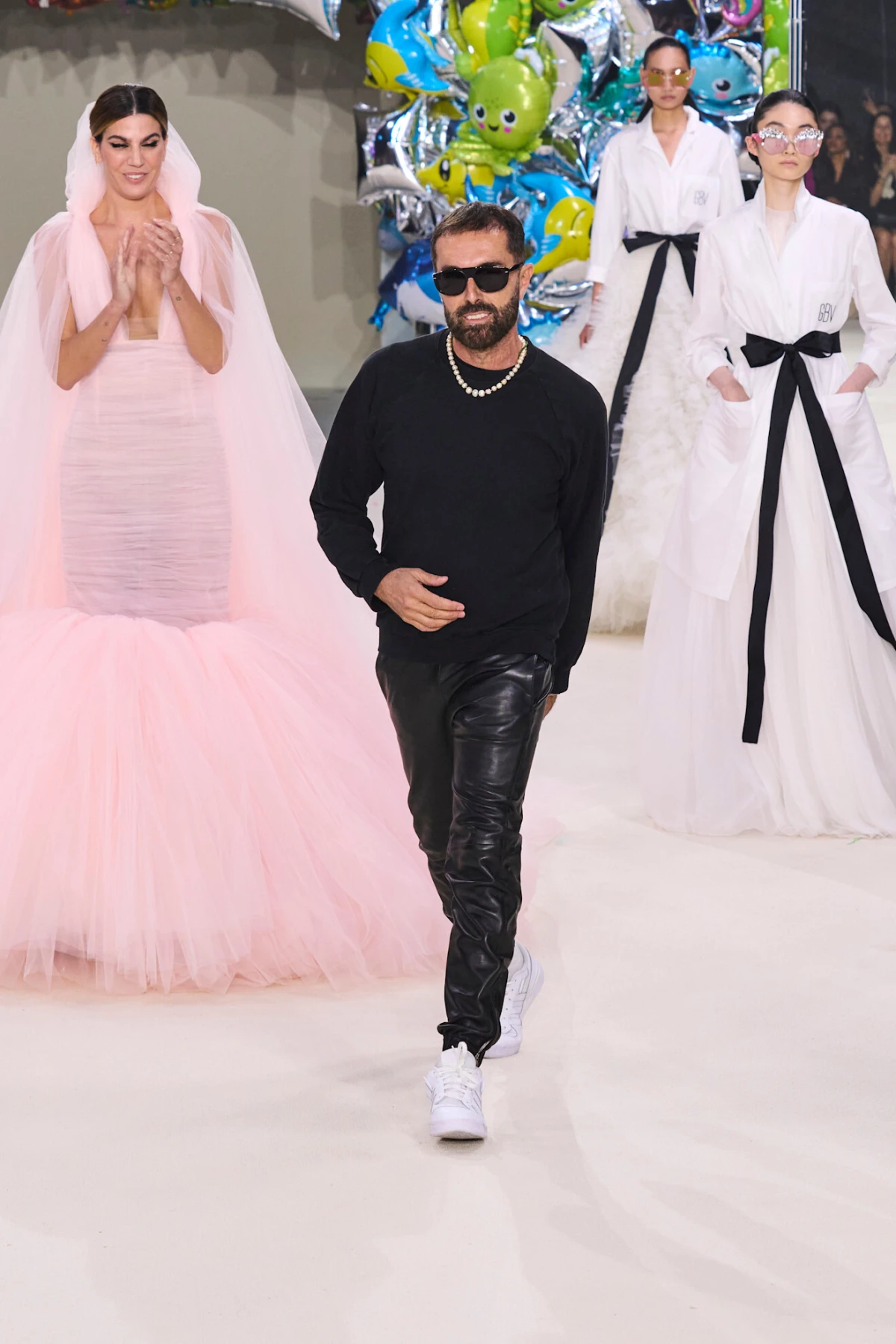 Što se događa s brendom Giambattista Valli i zašto kruže glasine o zatvaranju?