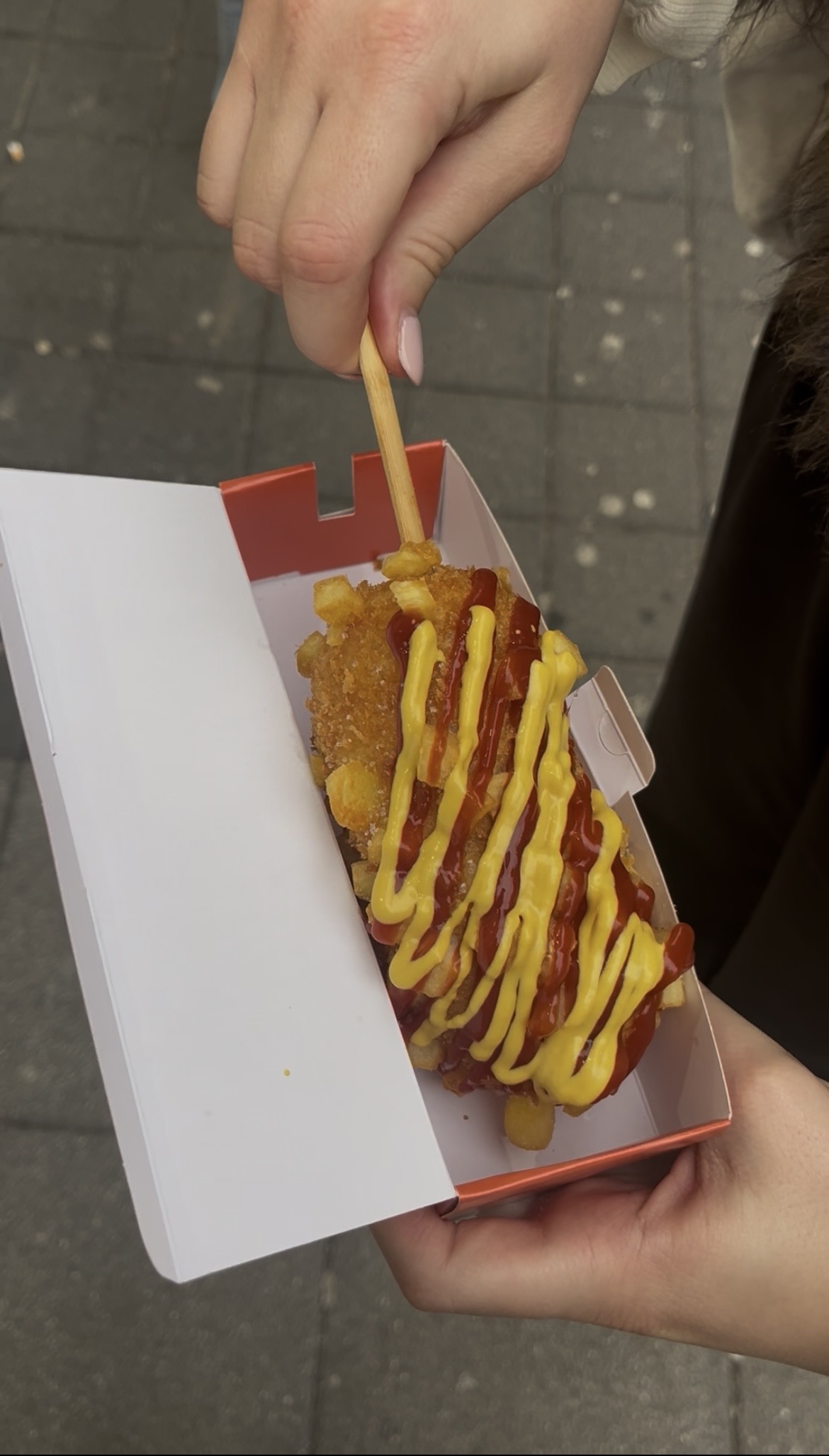 Posjetili smo Crodog – novo mjesto s američkim corn dogovima