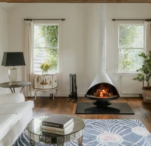 Pronašli smo kamine koji će u domu dobro izgledati i kada završi zima