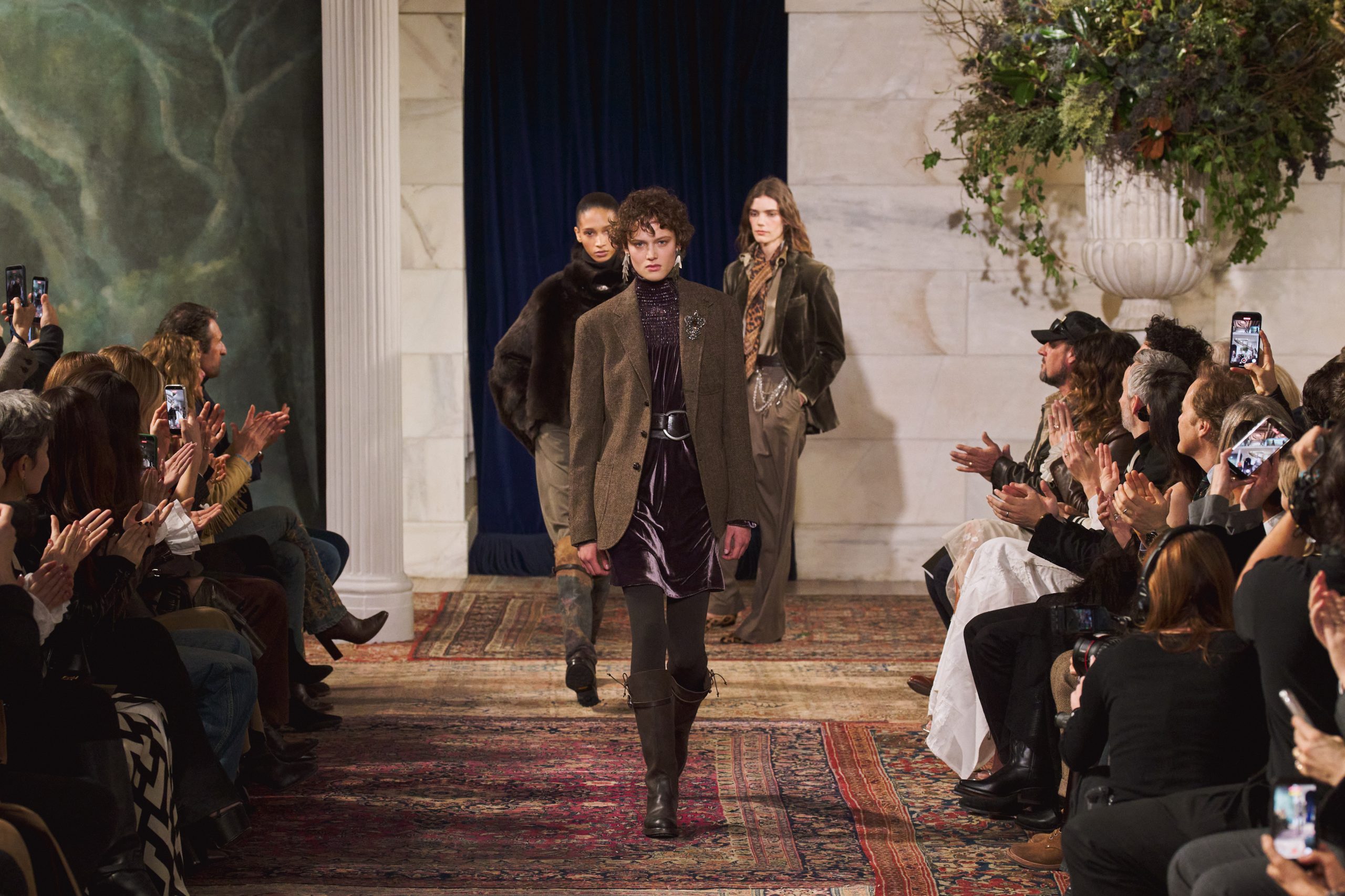 Ralph Lauren i arhetip renesansne žene u kolekciji za jesen 2026.