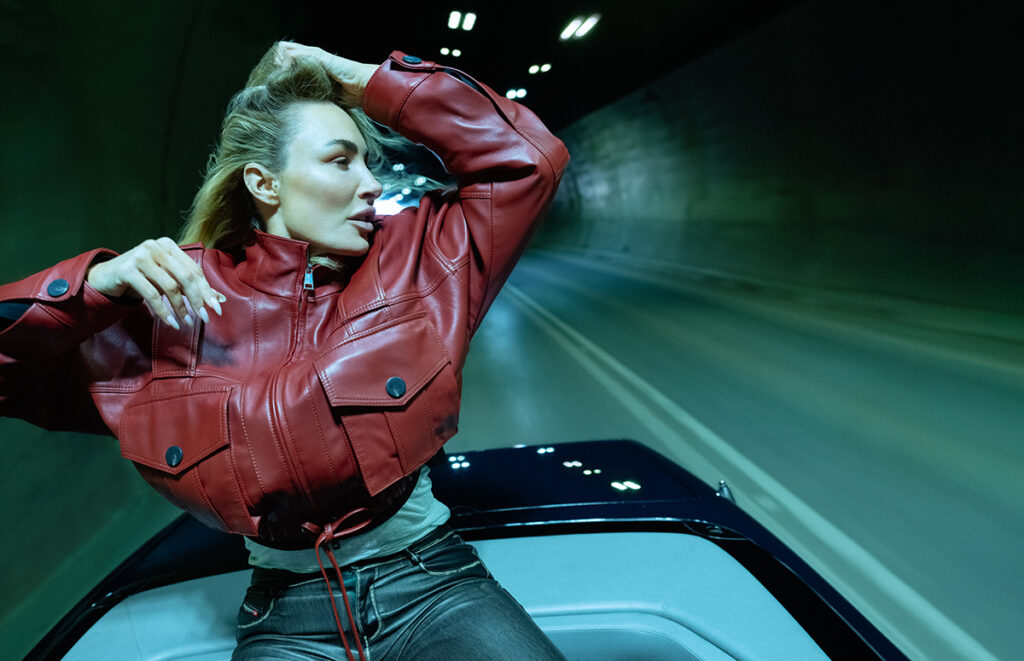 Senidah ekskluzivno za ELLE u ožujku 2025.: ”Voljela bih nastupati u Areni više od bilo čega na svijetu”