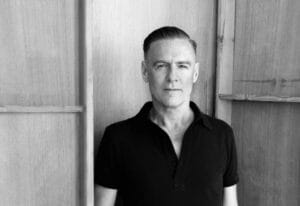 Bryan Adams dolazi u Portorož s intimnim “Bare Bones” koncertom