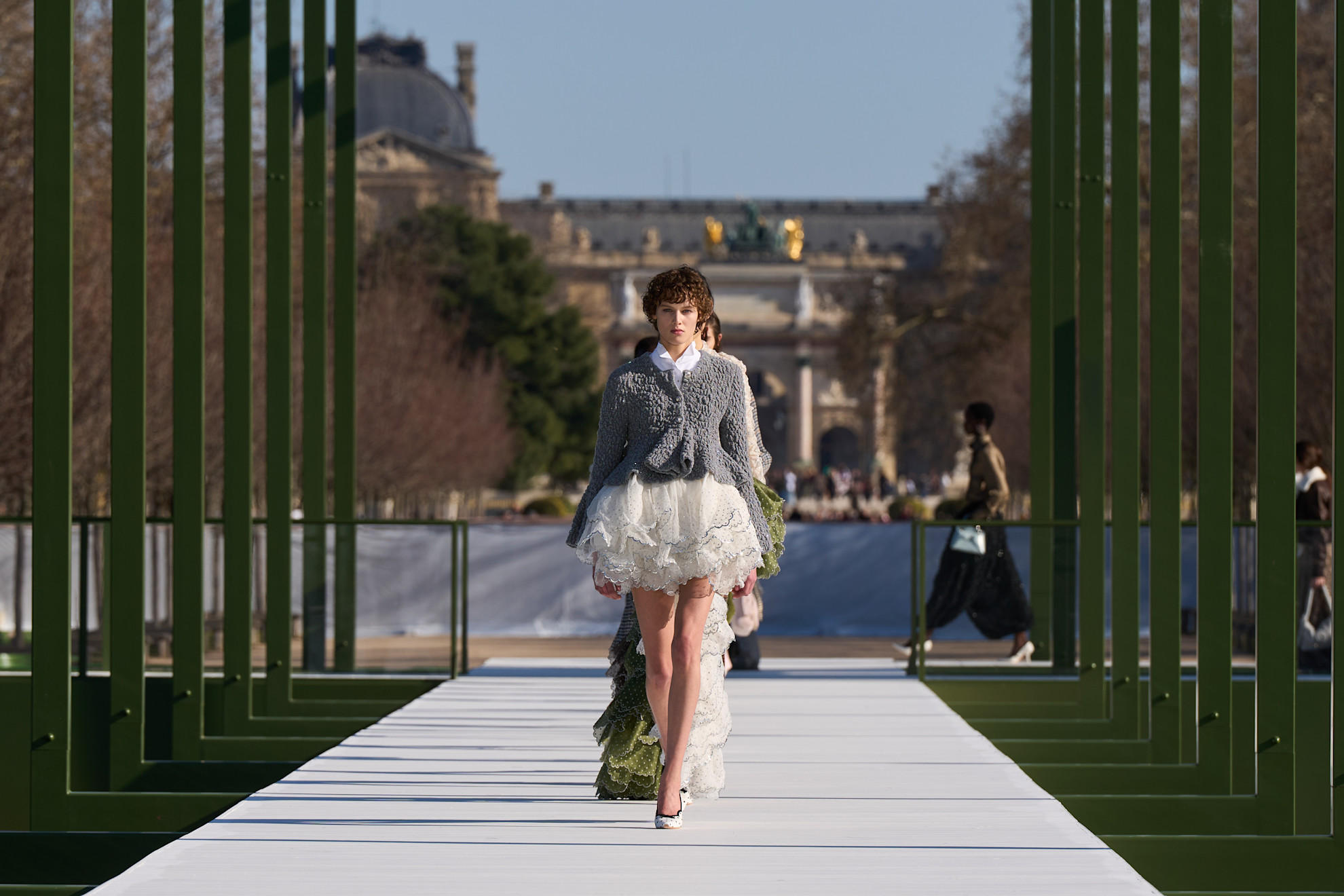 Jonathan Anderson vodi Dior kroz rajske vrtove Pariza