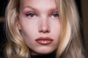 Elle neseser: Ovotjedni makeup favoriti Ane Burazer