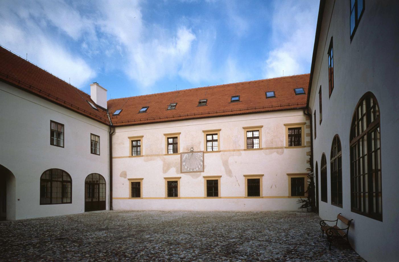 Aukcija „Restorativna pravda” u Muzeju grada Zagreba povodom Mjeseca žena