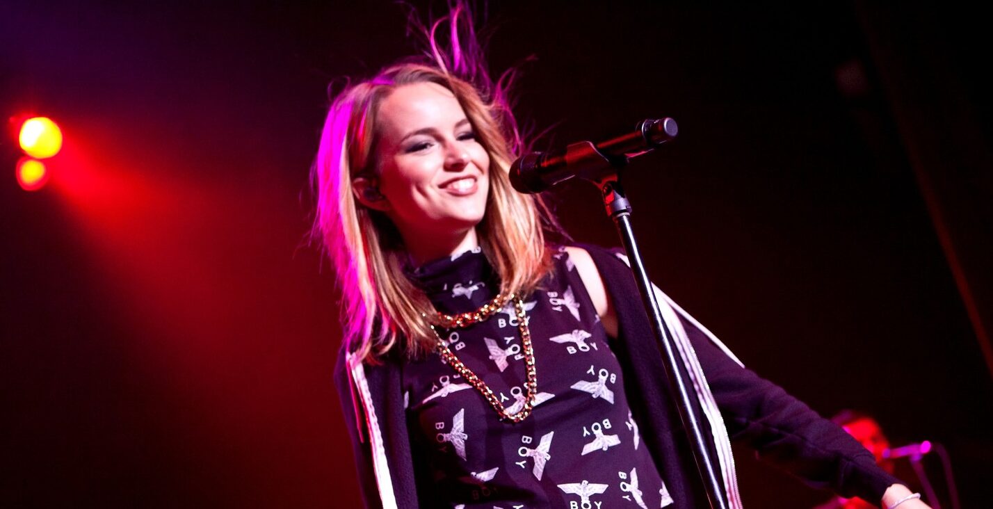 Od Disney zvijezde do svemirske poduzetnice: Put Bridgit Mendler koji je sve samo ne očekivan
