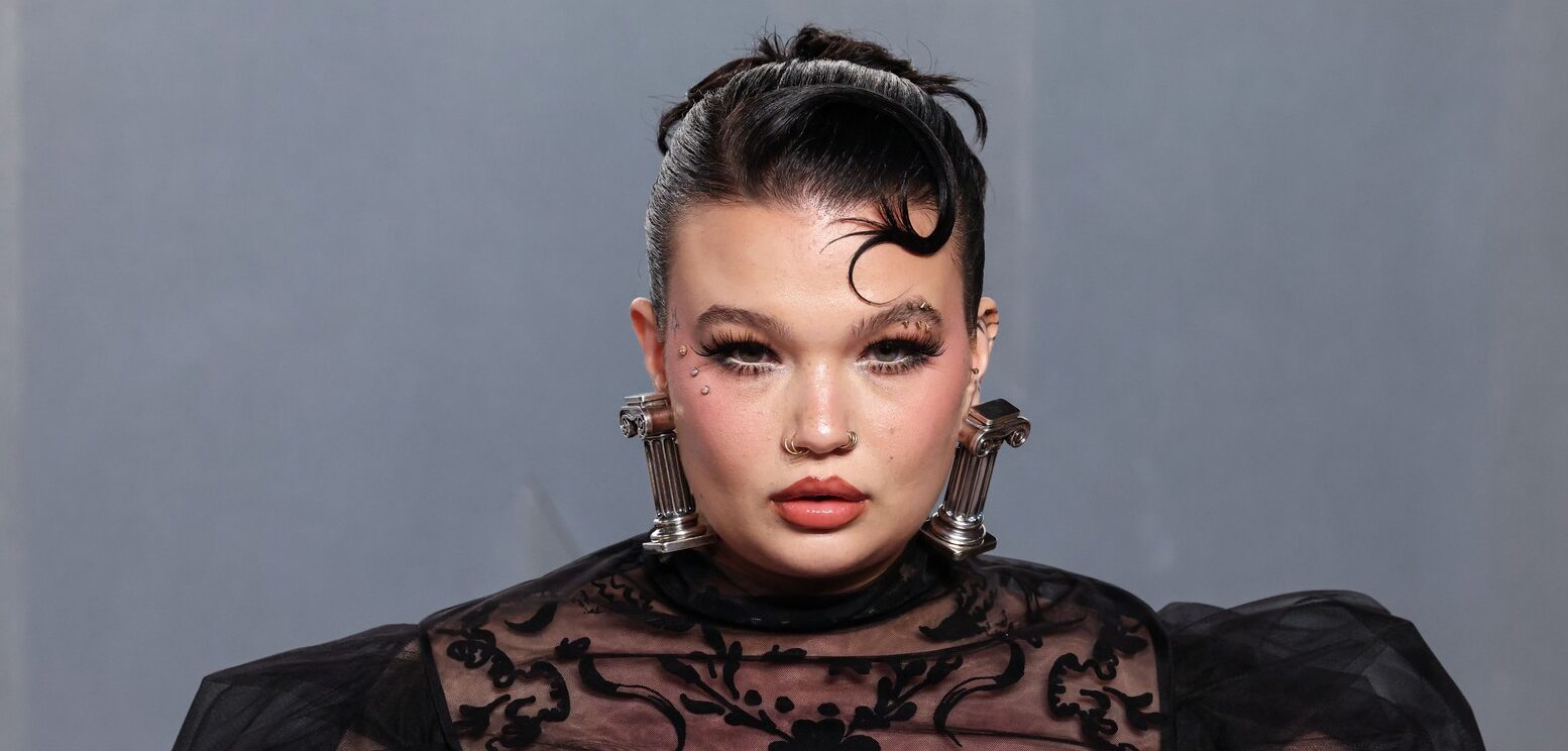 Lola Young nakon kolapsa na pozoronici i na odvikavanju