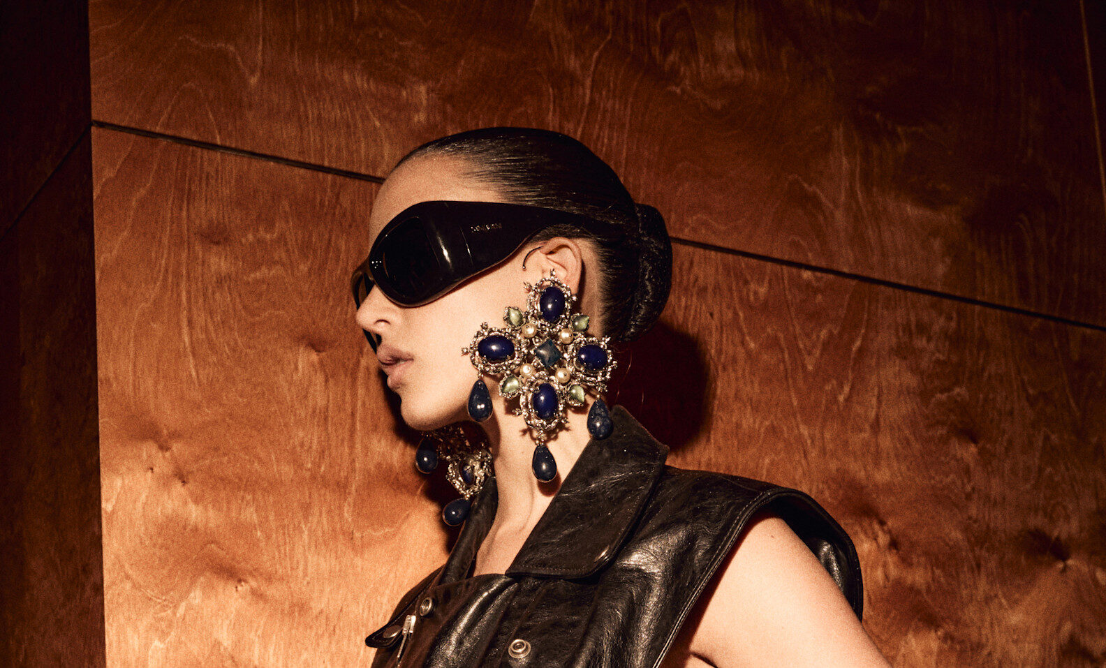 Glomazne naušnice glavni su modni dodatak ovog proljeća