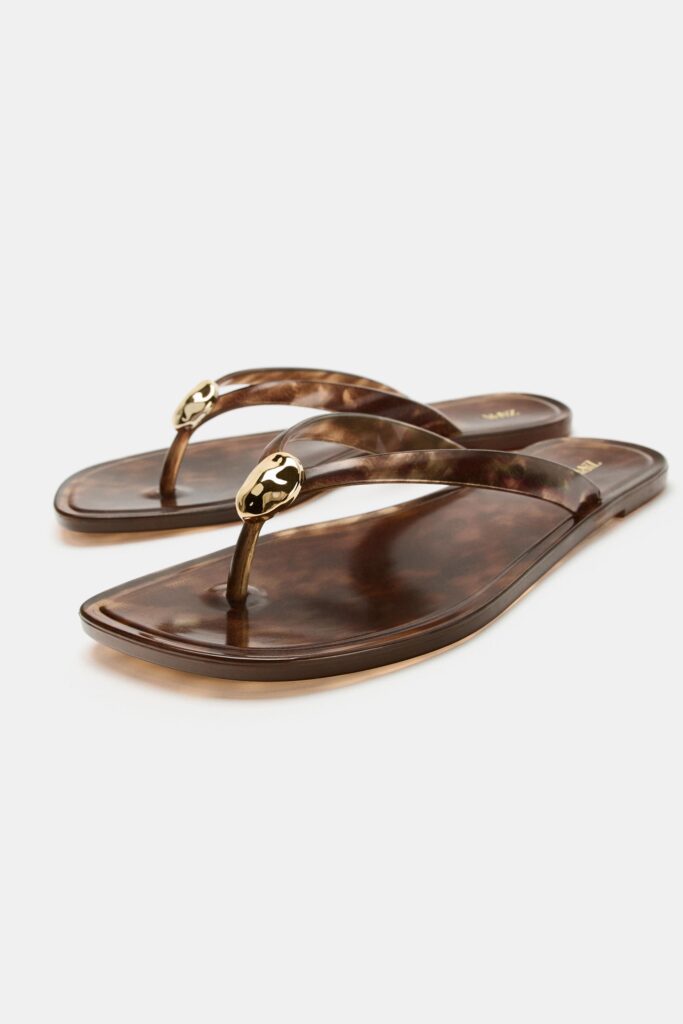 22,95 eura