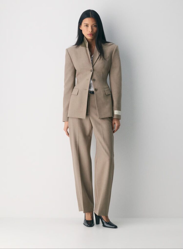 ARITZIA 