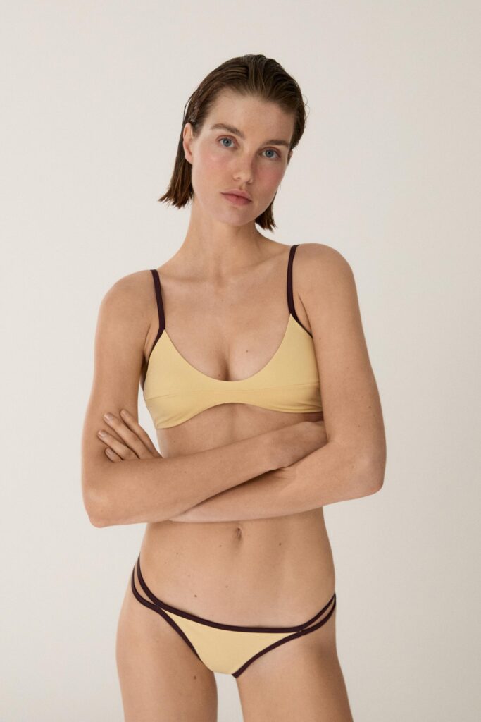 Massimo Dutti, gornji dio 39,95 eura, donji dio 39,95 eura
