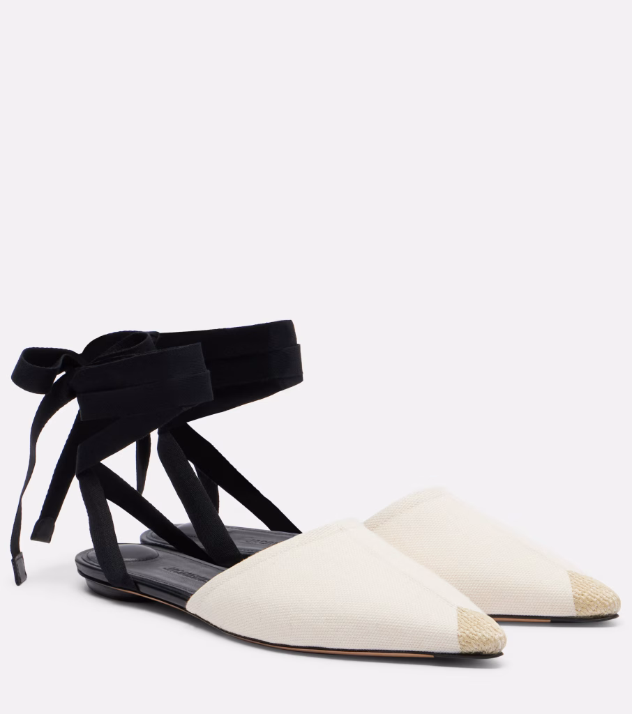 Jacquemus, 420 eura - 294 eura