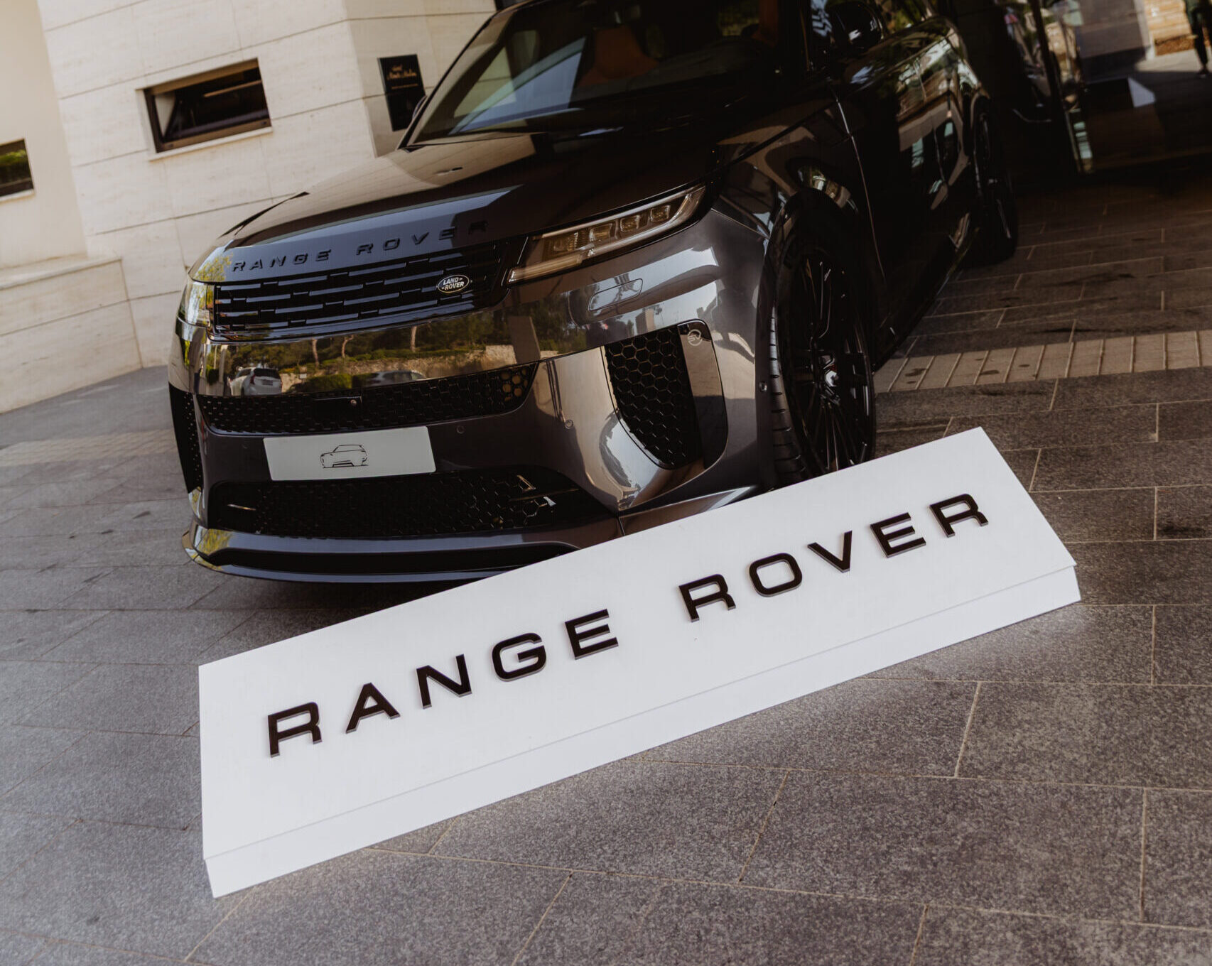 Od Zagreba do Rovinja u stilu: zašto je Range Rover stvoren za stylish putovanja