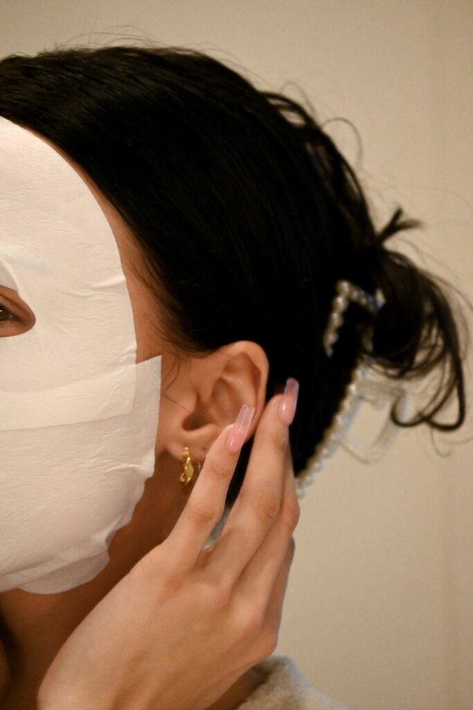 Retinol za lice jedan je od najučinkovitijih sastojaka za obnovu kože i prevenciju znakova starenja