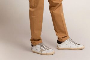 Golden goose tenisice: zašto ih svi nose i kako ih stilizirati