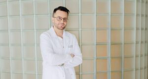 Lice prije, tijekom i nakon ljeta: vodič dr. Josipa Lovrića za zdravu i blistavu kožu