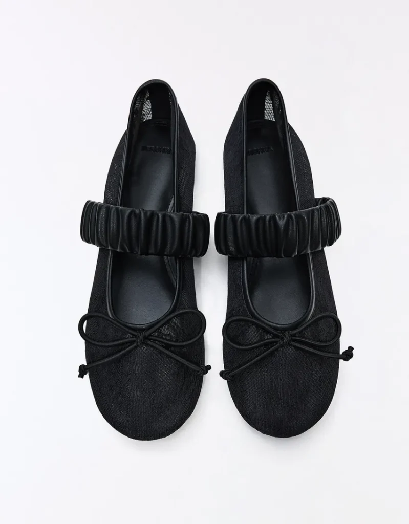 Bershka, prije 25,99 eura - sada 9,99 eura