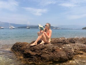ELLE preporuke: Evo koje knjige ovog ljeta čita Elle redakcija
