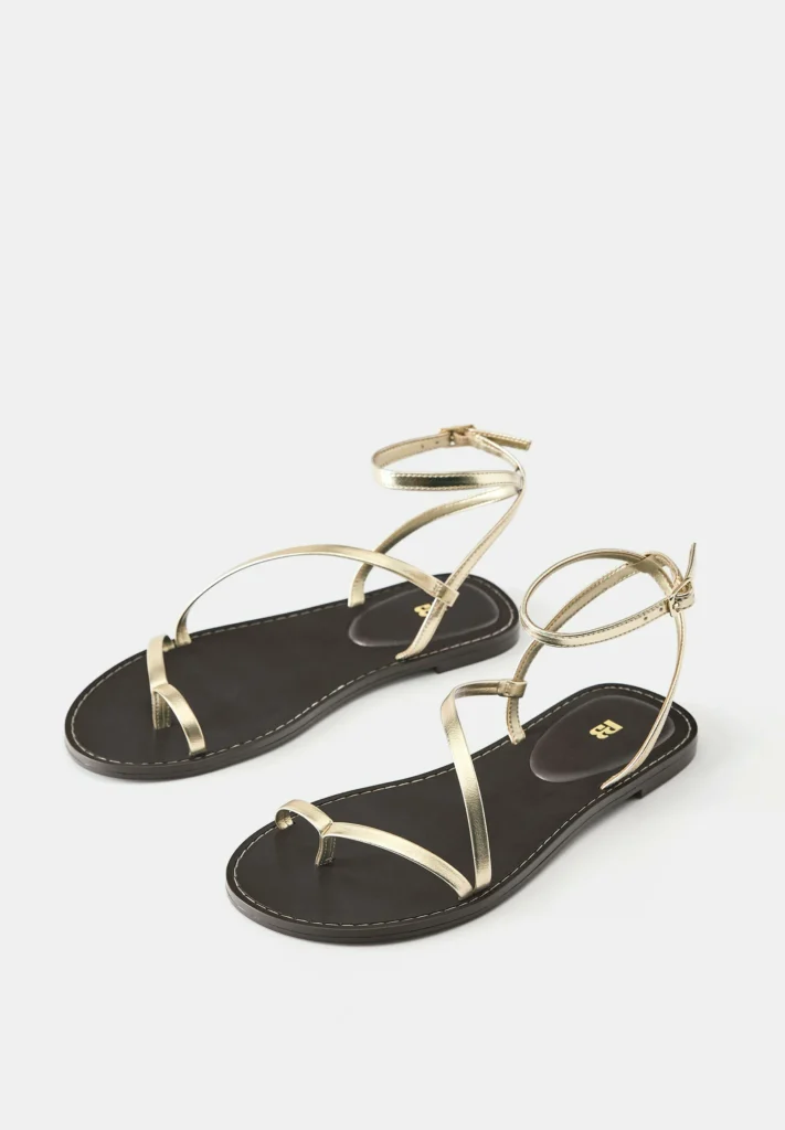 Pull and Bear, 25,99 eura