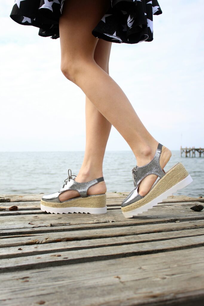 Espadrile ili sandale, jedno je od vječnih modnih pitanja tijekom ljeta