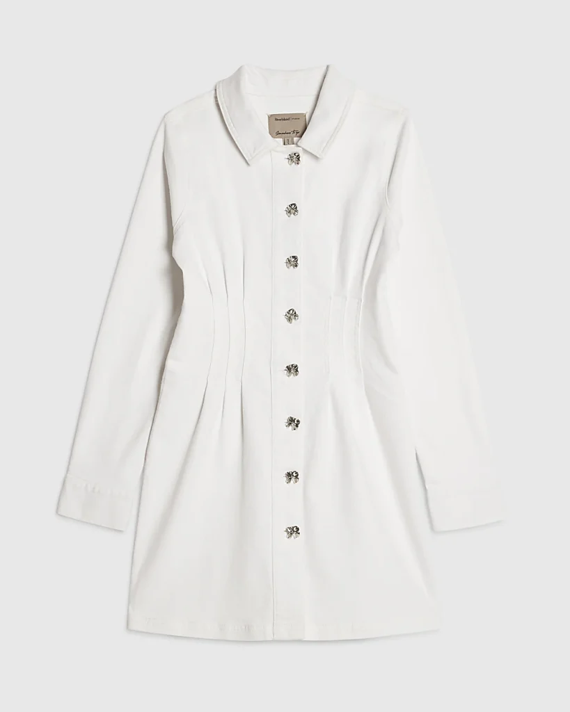 River Island, 72 eura