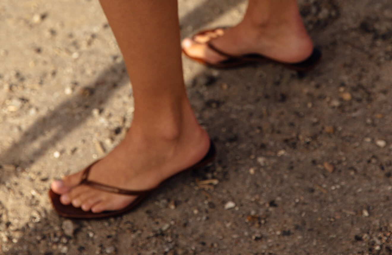 Ostatak ljeta rezerviran je za platforme, espadrile i remenčiće – kako ih najbolje nositi?