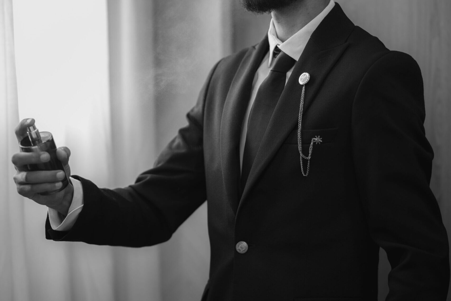 Prada ima novi mirisni hit: Ovo je jedan od najzanimljivijih muških parfema godine