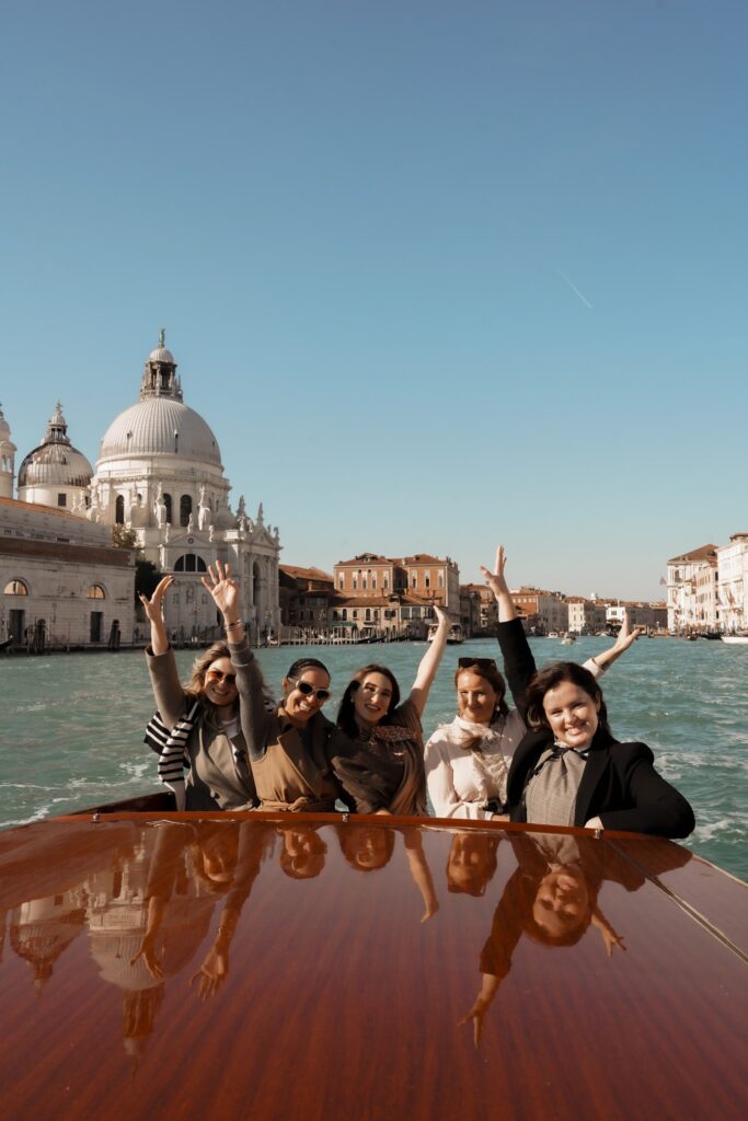 dolce vita ladies club
