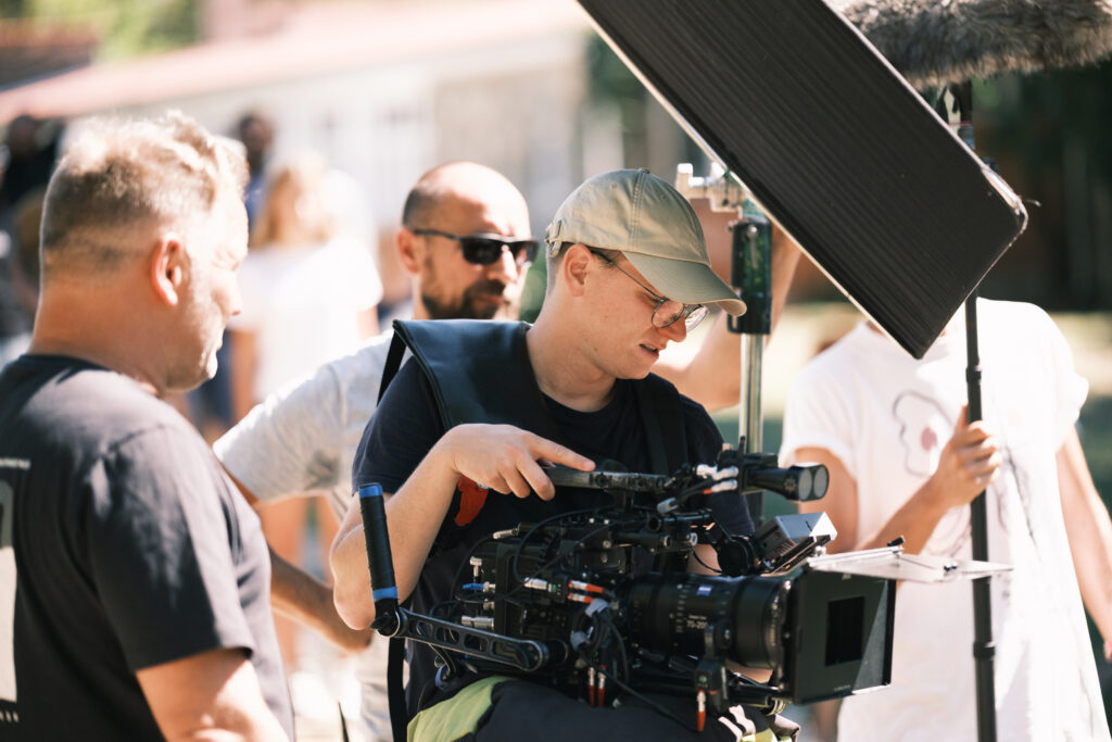 Film Eva nakon pada, Tin Ostrošić