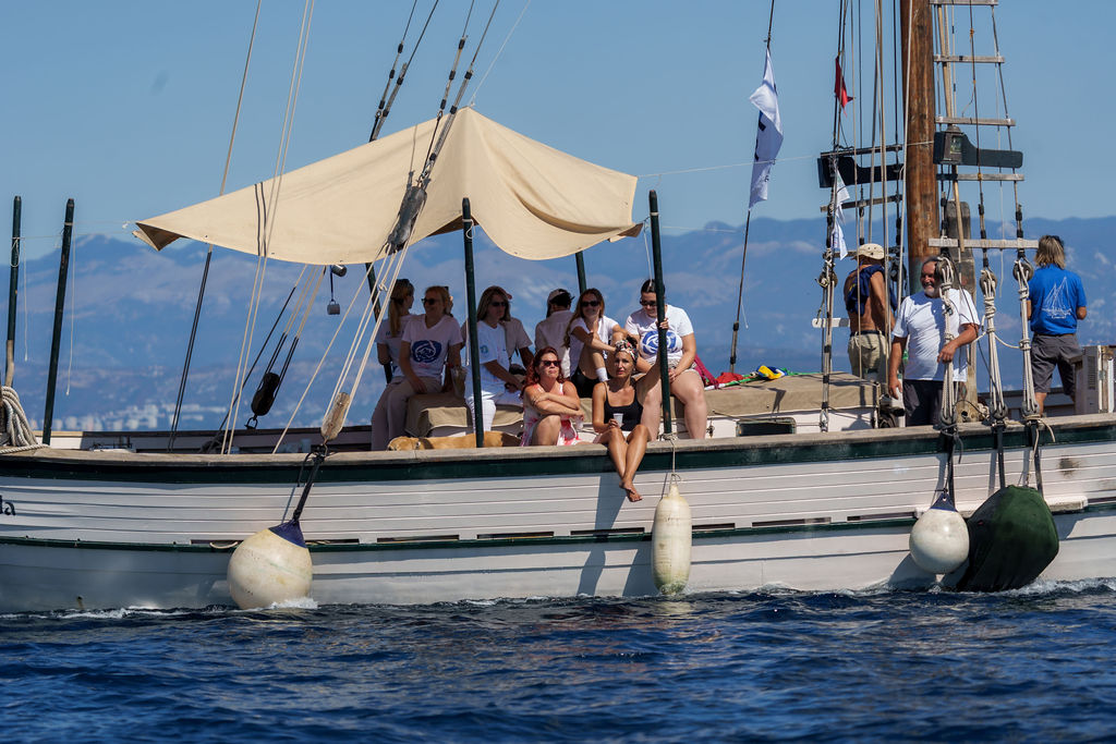 Ružе od mora zaplovile Malinskom: Održana prva regata ženskih posada