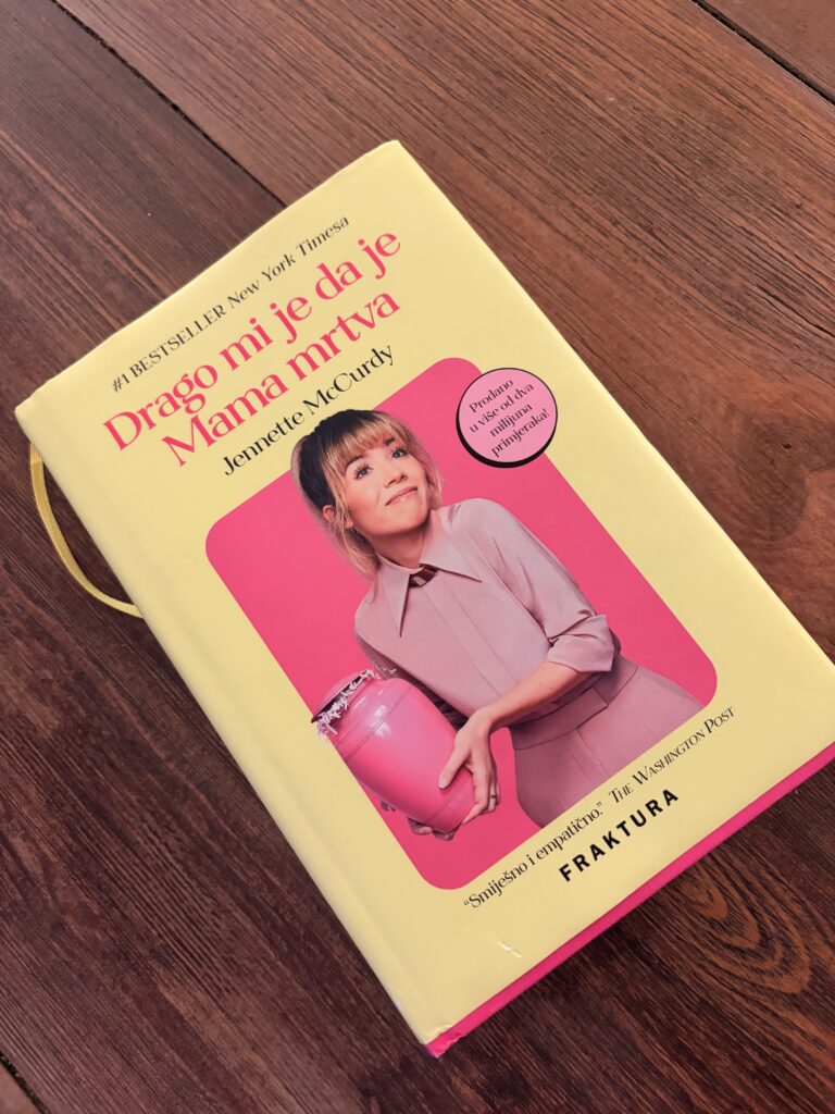Književni osvrt Jelene Veljače: Drago mi je da je Jennette McCurdy dobro