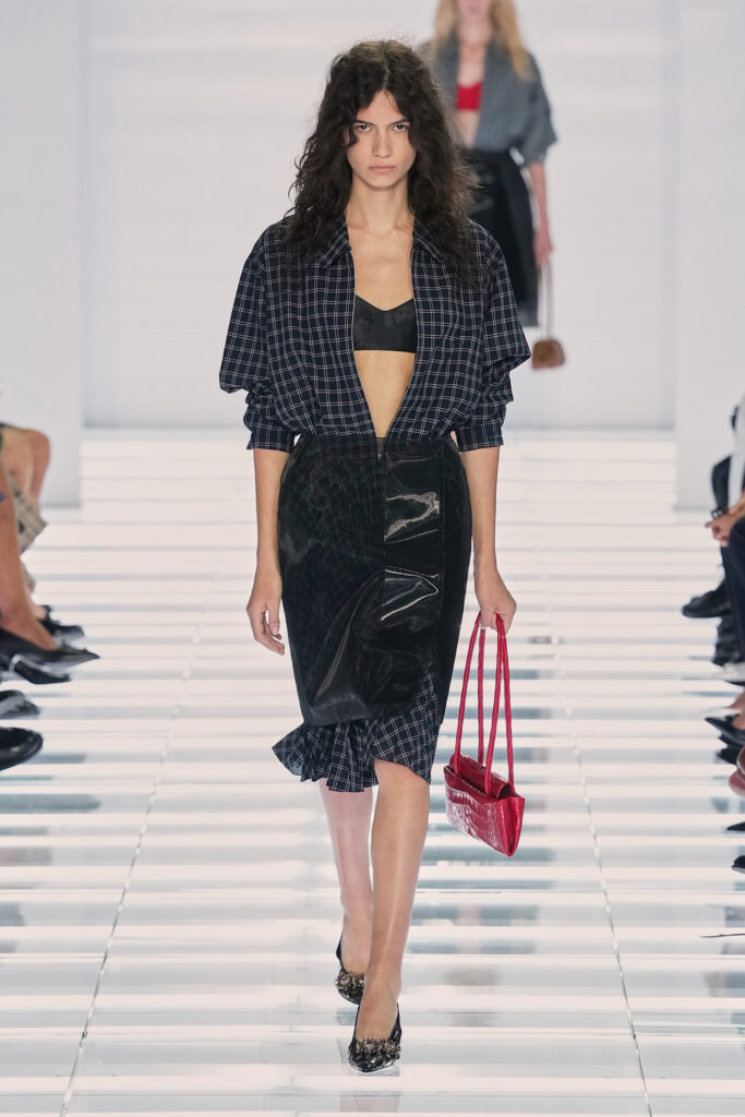 Prada SS27 elle28